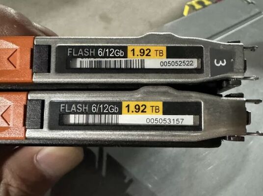 For EMC D3F-2SFXL2-1920 005052522 005052521 1.92T 1920GB SAS SSD