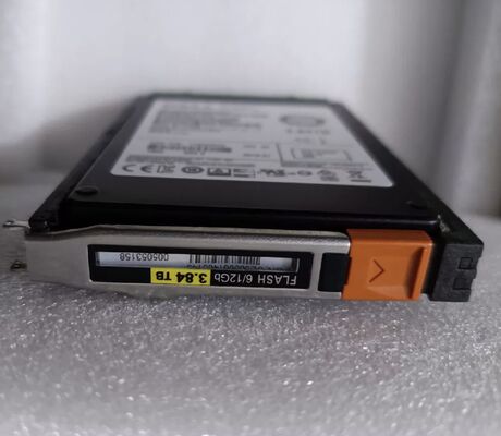 D4F-2SFXL2-3840 3.84TB SSD 005053158 005053159 005053576 005053577 005053679 005053678 005053722 005053723 Unity XT SAS 12Gb SSD