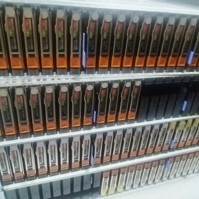 Unity 600G 10K SAS D3-2S10-600 005051634 005051631