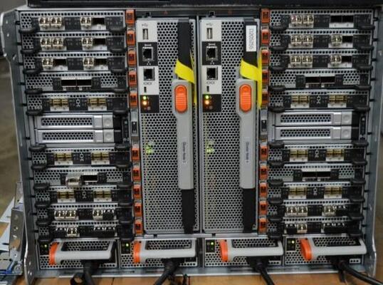 111-03811 AFF A700 Controller X93400A 111-03811 111-02587 X3189A 111-04198 FAS8300 /A400 Controller 111-04199 Controller